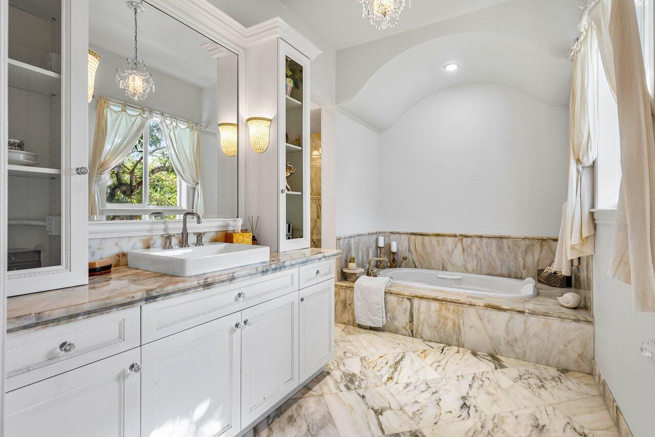 BERMUDA RUN - Residential