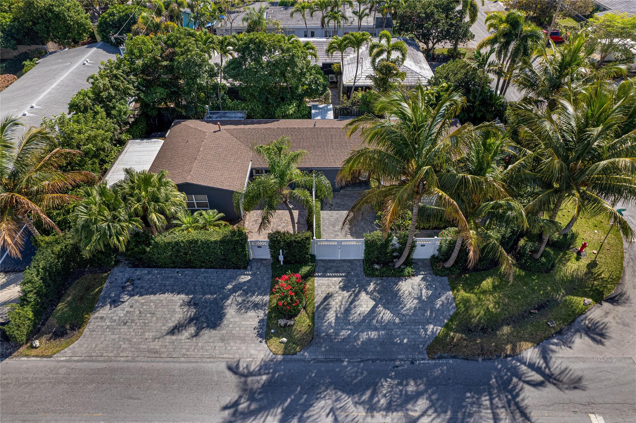 Lauder-Gate 26-48 B - Residential Income