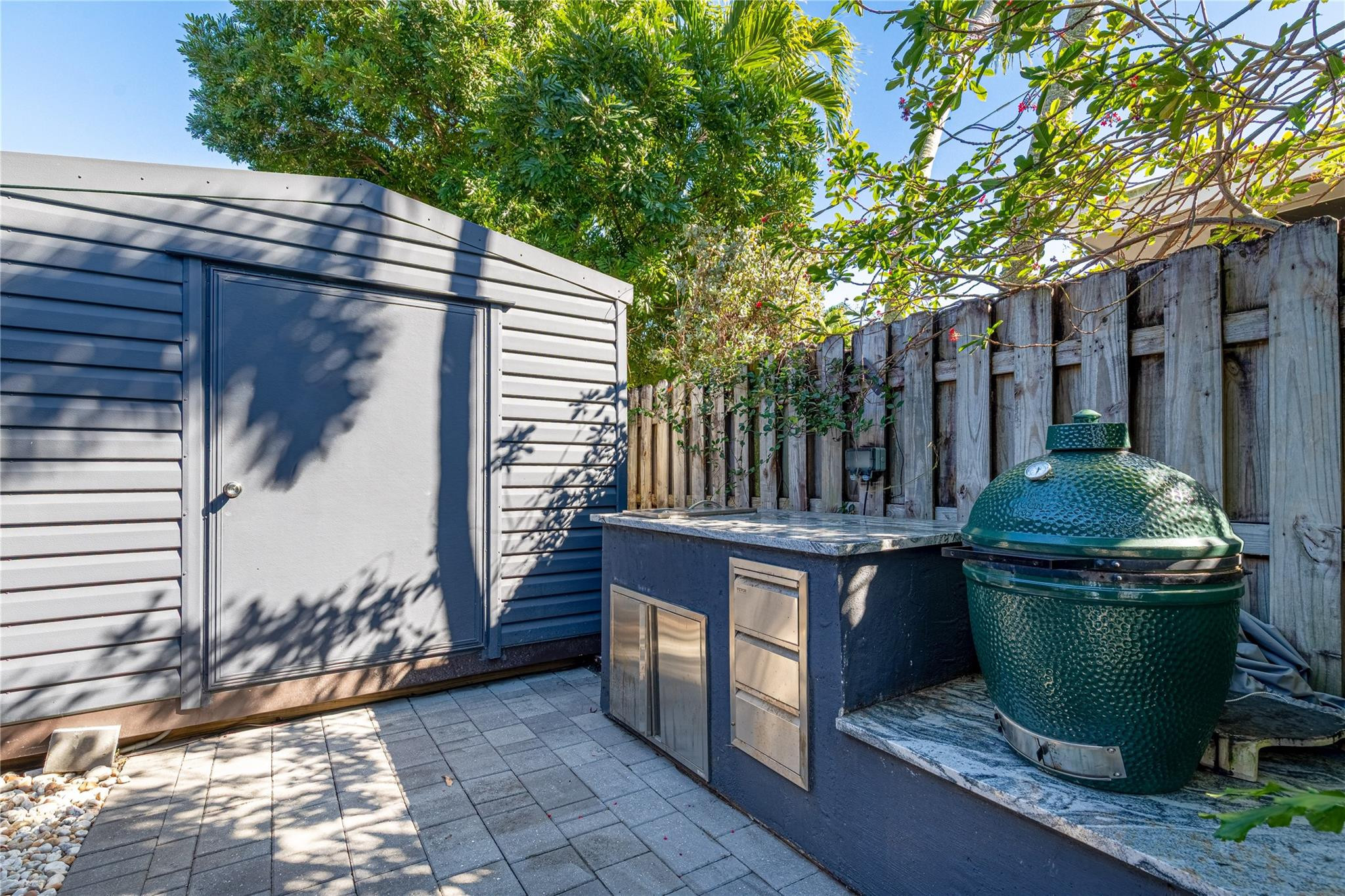 Lauder-Gate 26-48 B - Residential Income