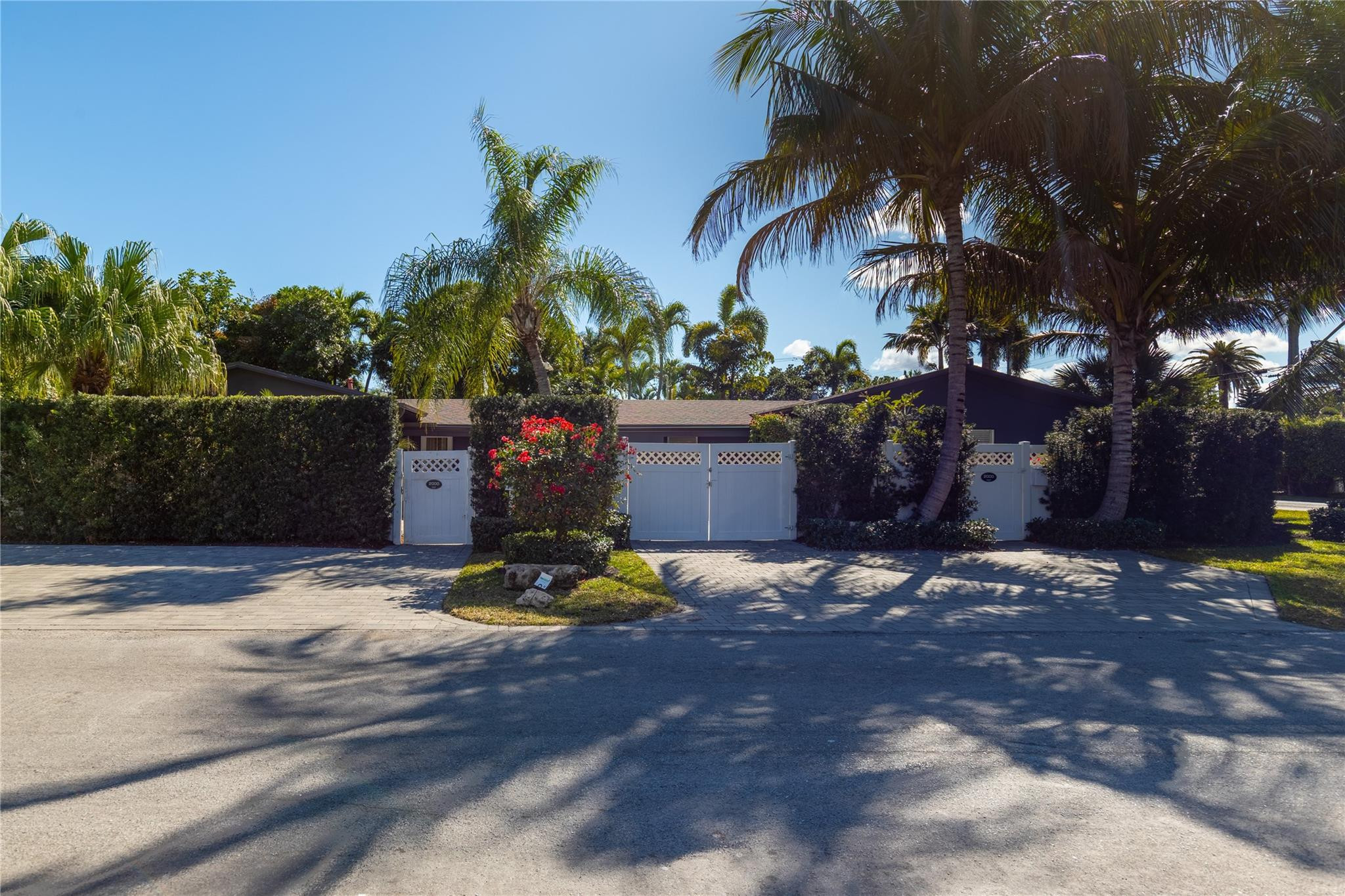 Lauder-Gate 26-48 B - Residential Income