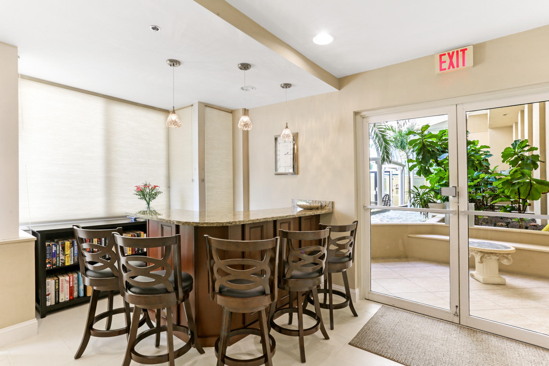 CORINTHIANS CONDO - Residential Lease