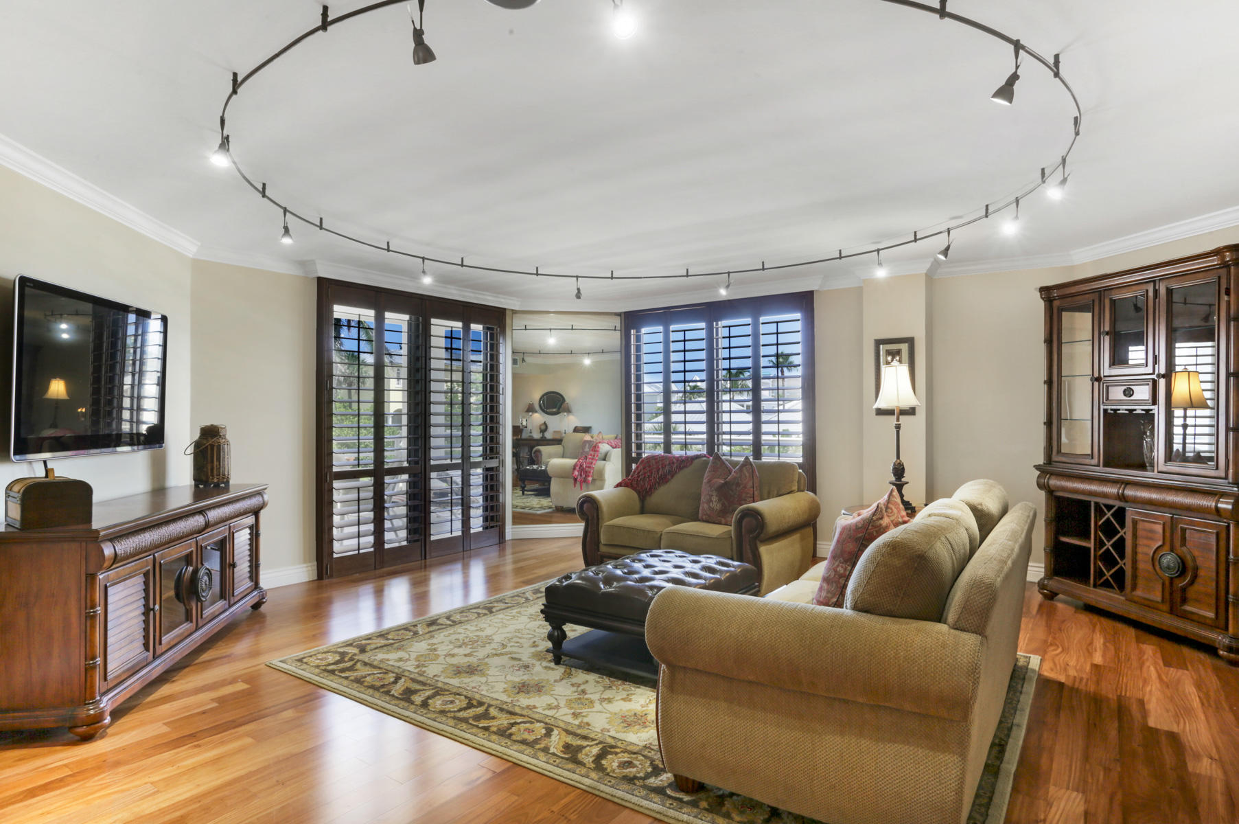 CORINTHIANS CONDO - Residential Lease