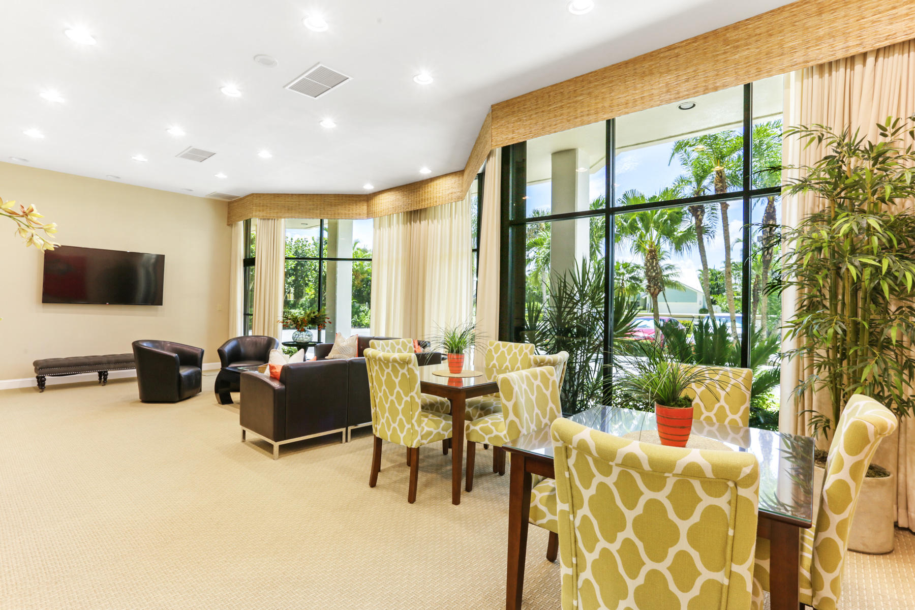 CORINTHIANS CONDO - Residential Lease