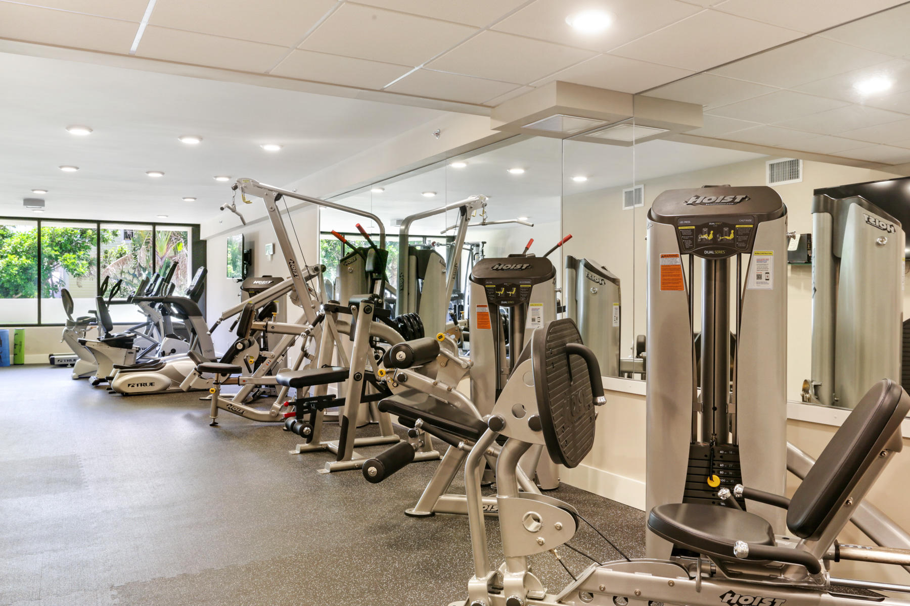 CORINTHIANS CONDO - Residential Lease