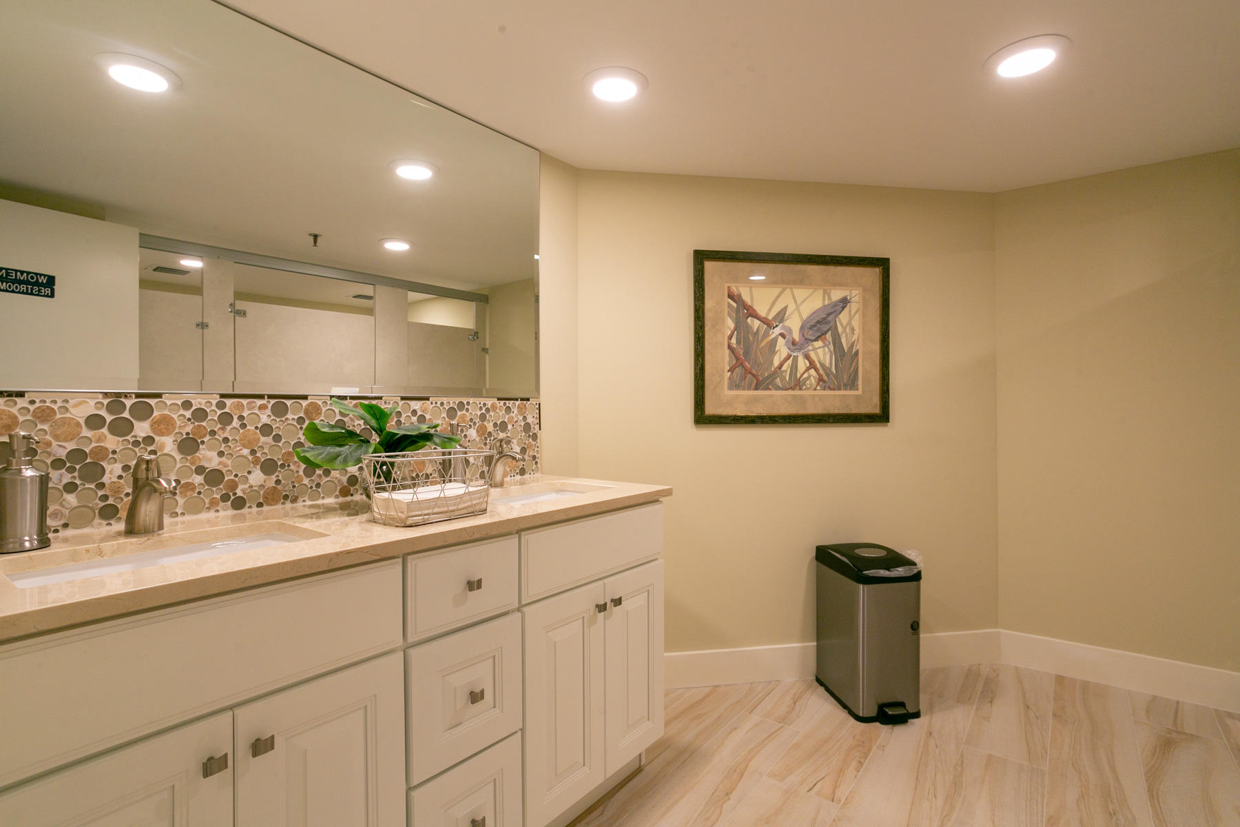 CORINTHIANS CONDO - Residential Lease