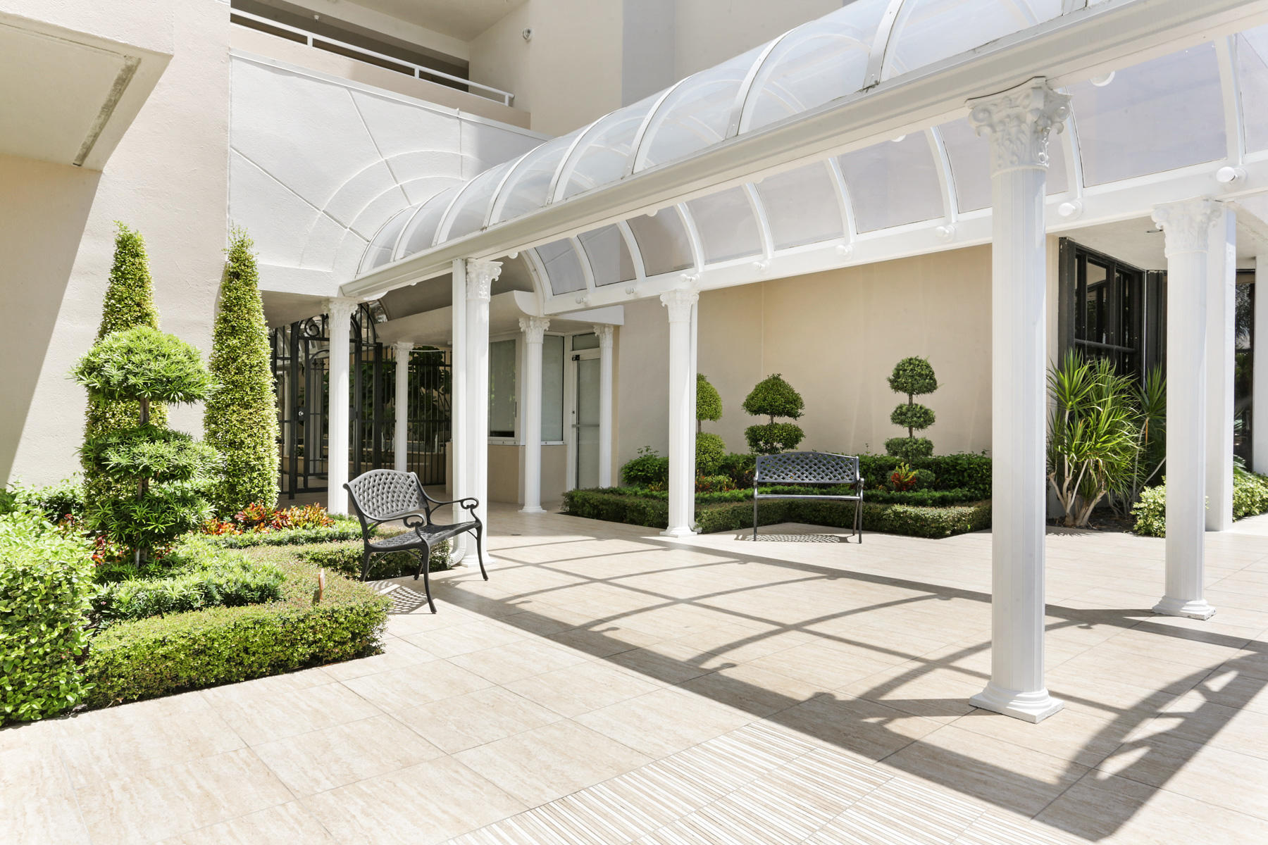 CORINTHIANS CONDO - Residential Lease