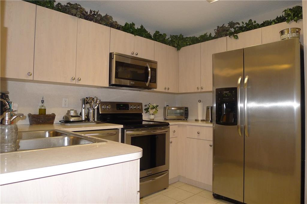 Villas at Harbor Isles - Residential