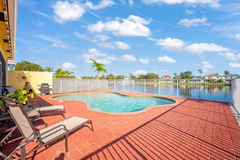 A home in Royal Palm Beach