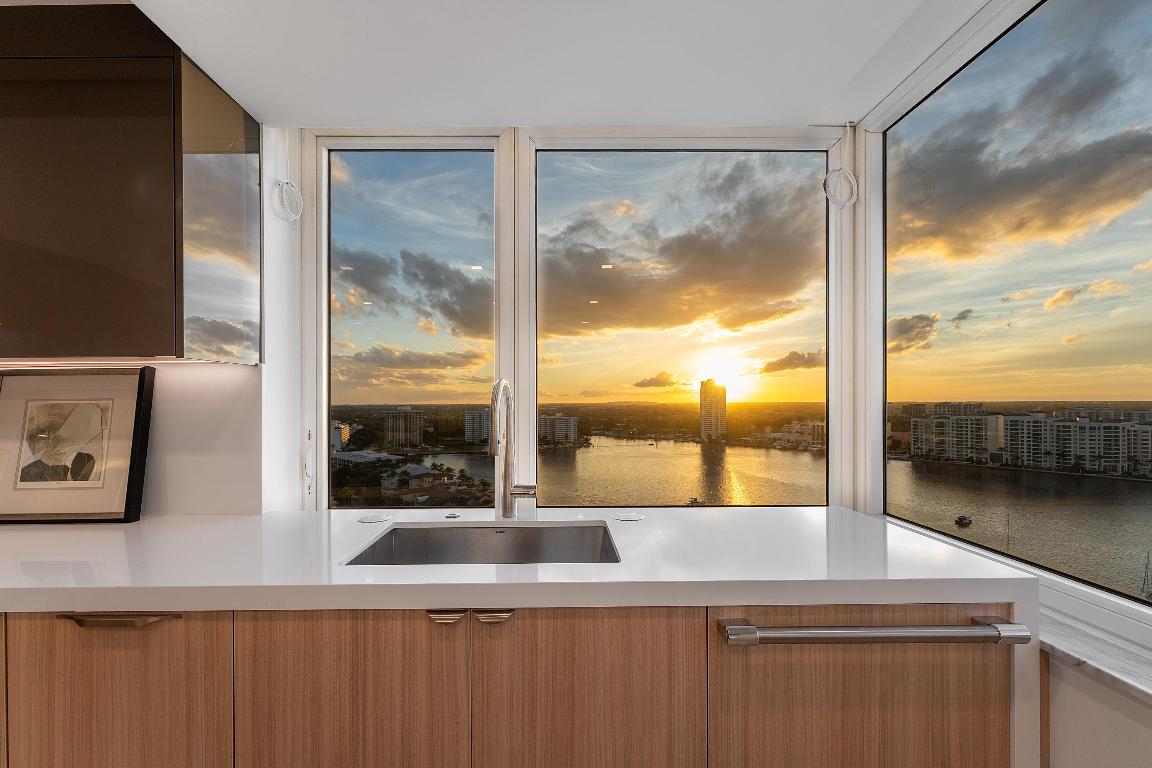 550 S S Ocean Boulevard 2207