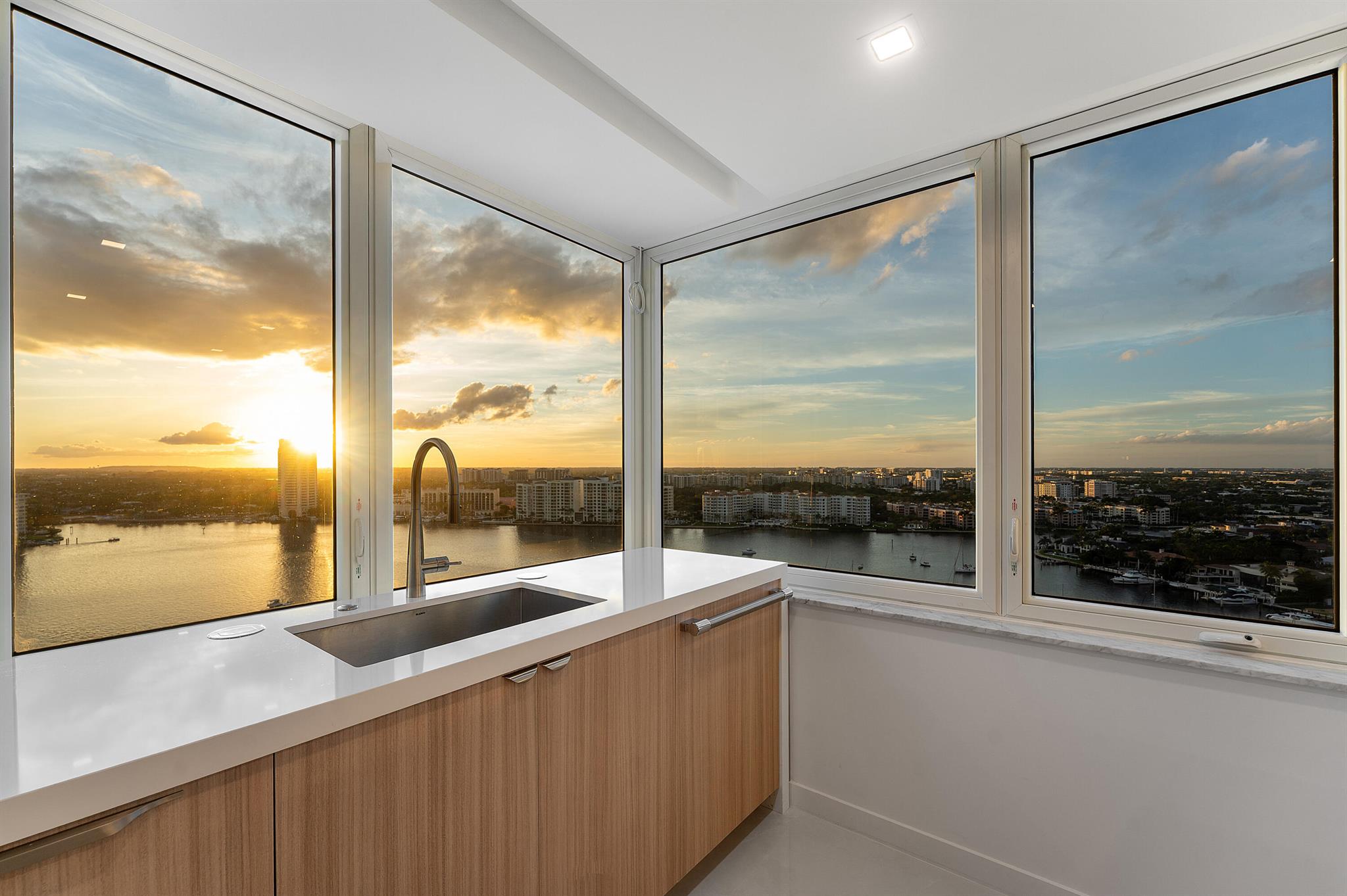 550 S S Ocean Boulevard 2207