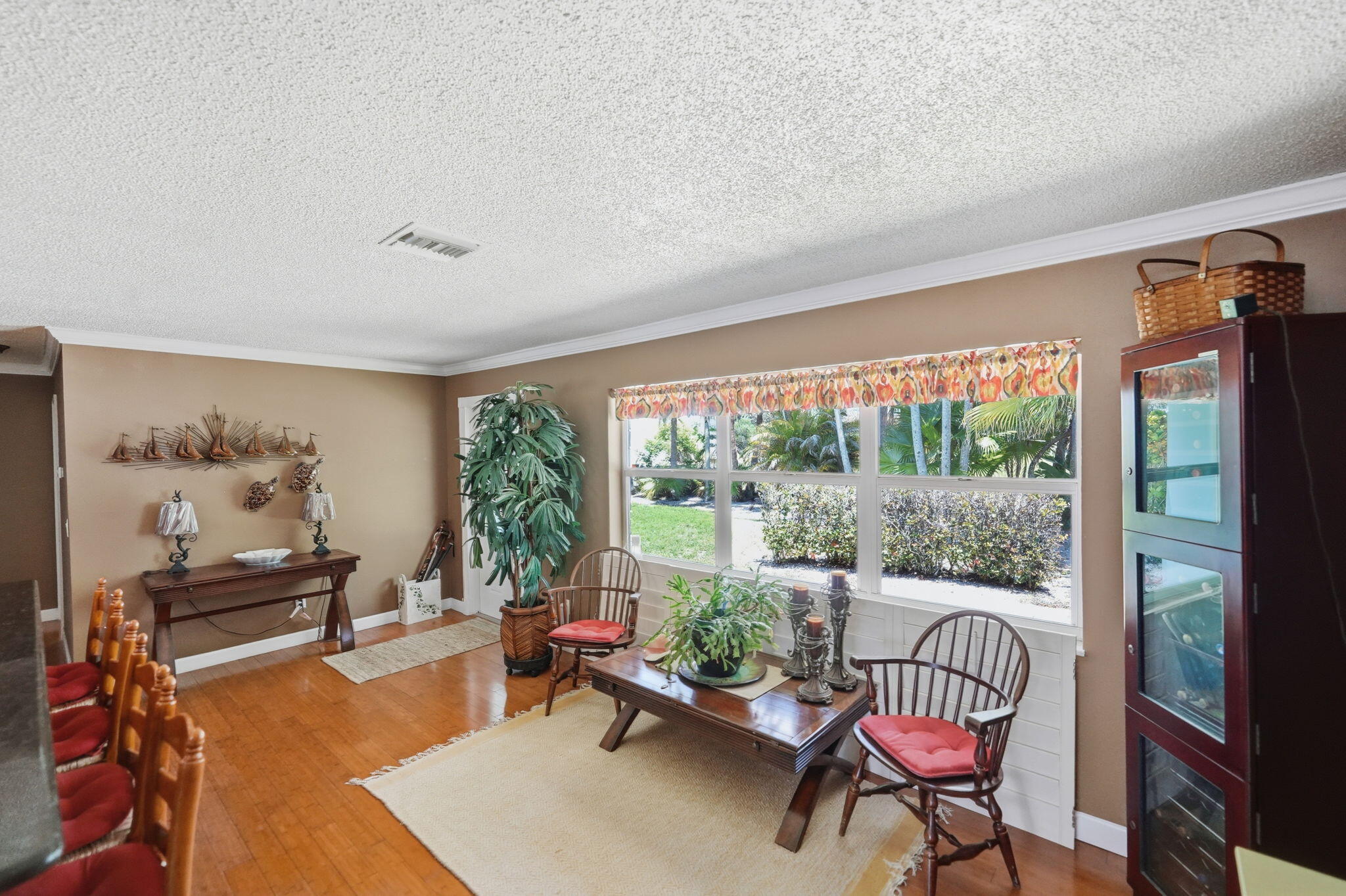 RIVER POINT - Residential