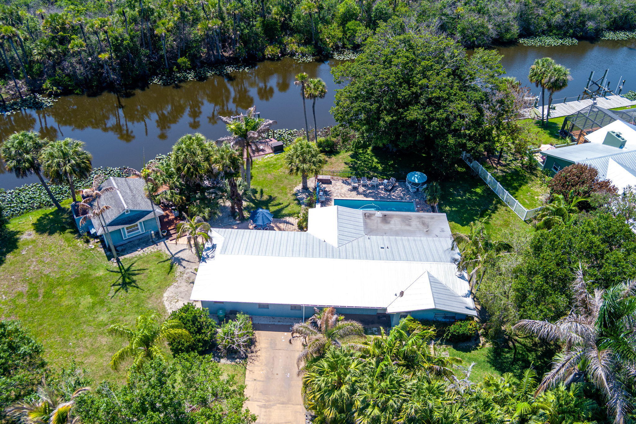 RIVER POINT - Residential