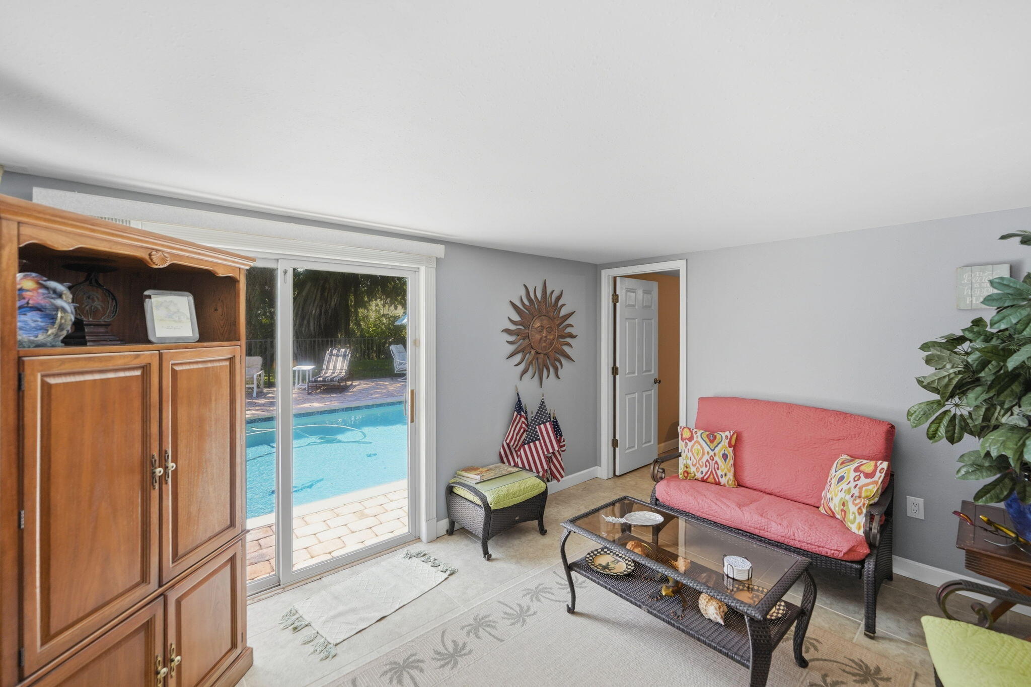 RIVER POINT - Residential