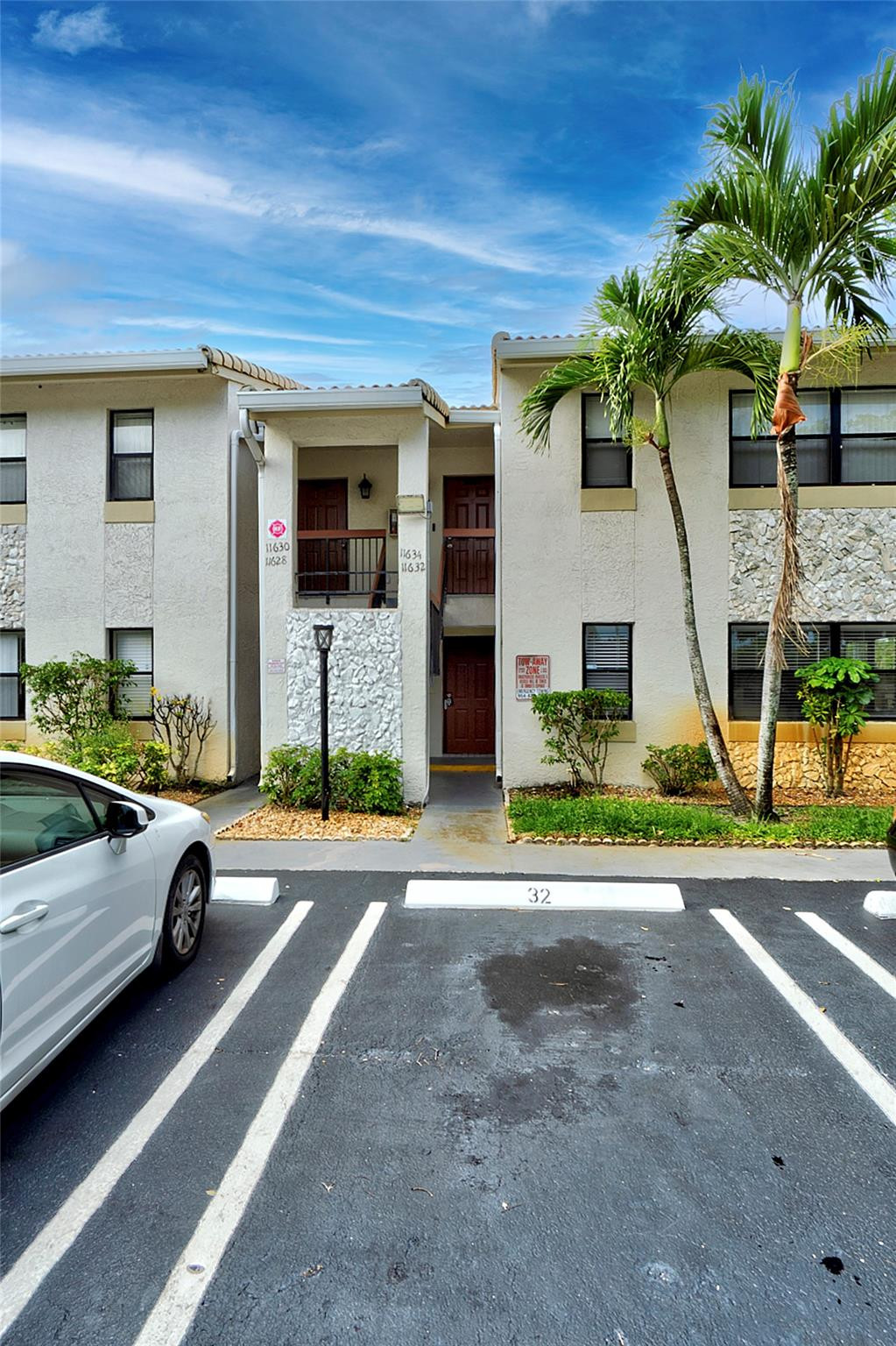 EAGLE MANOR CONDO - Residential Lease