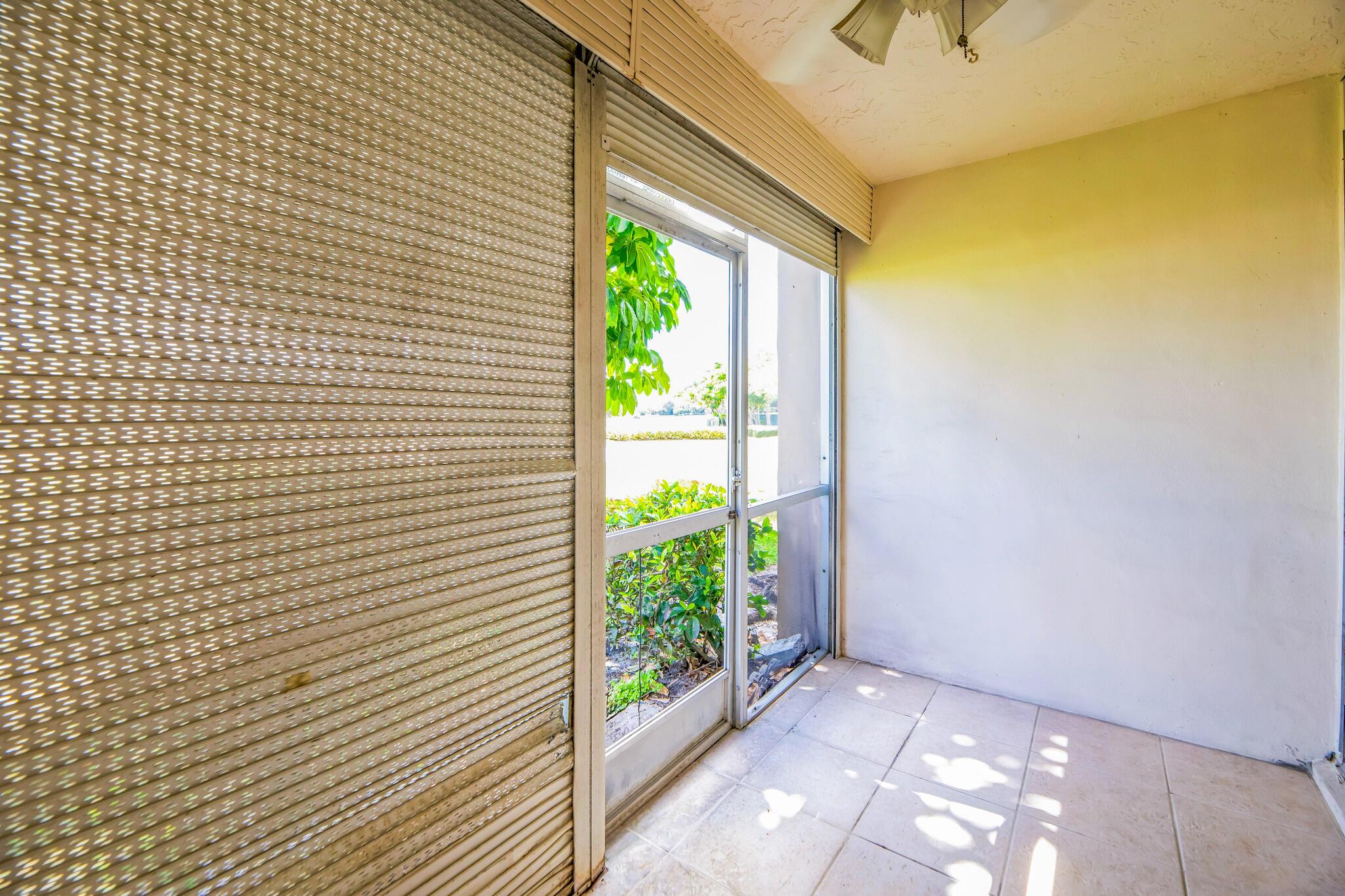 TANGERINE CONDOMINIUM FOU - Residential
