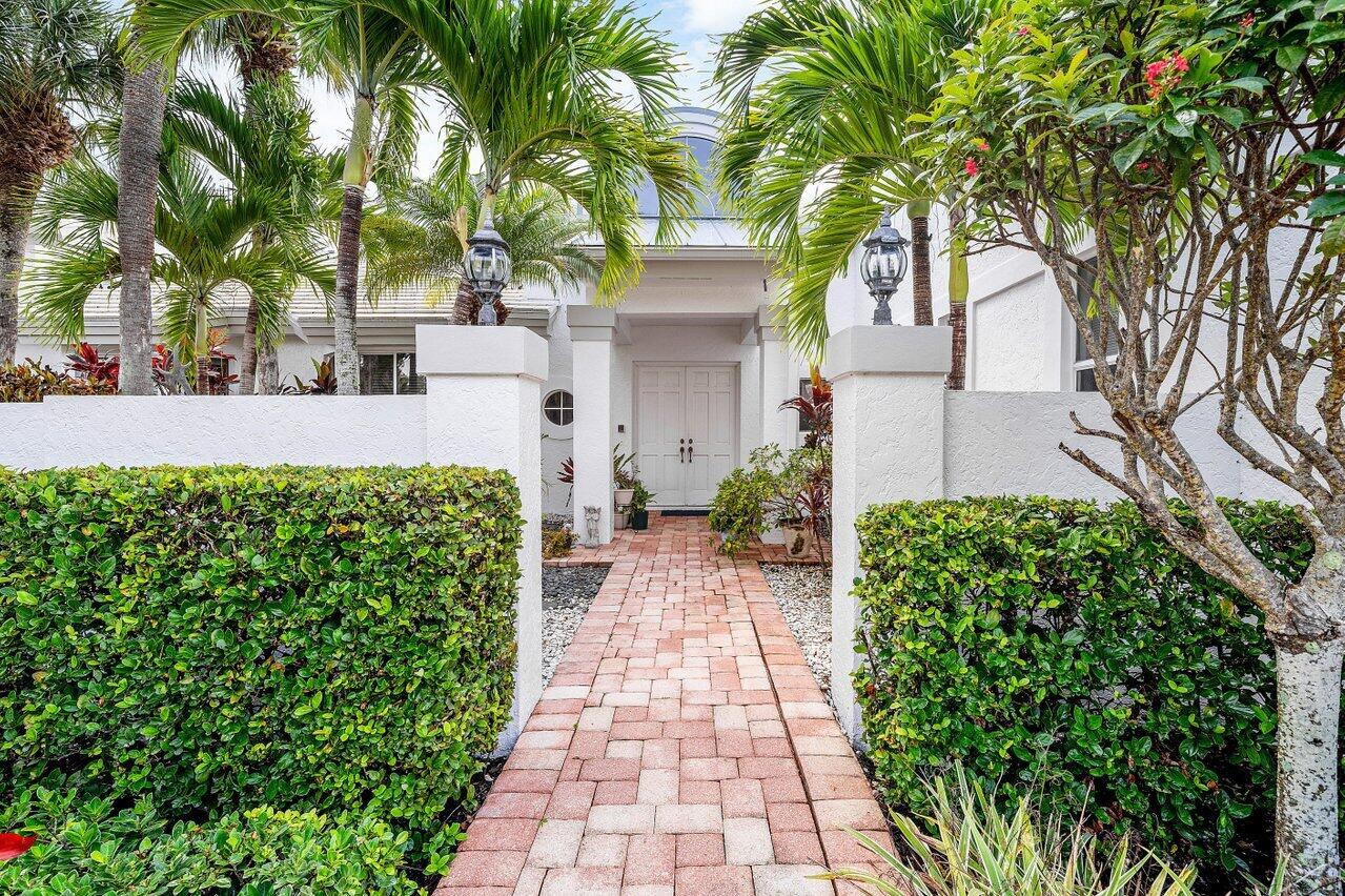 Admirals Cove - Residential