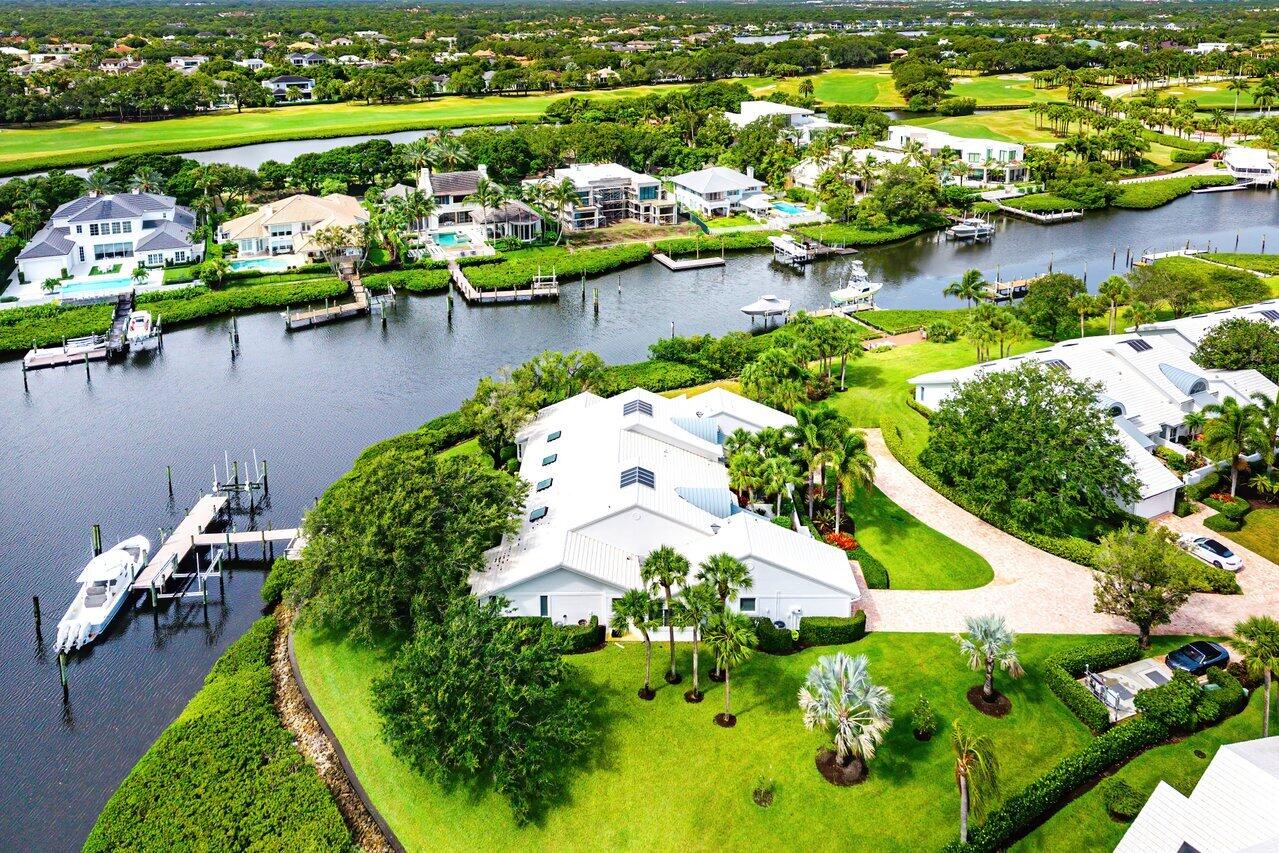 Admirals Cove - Residential