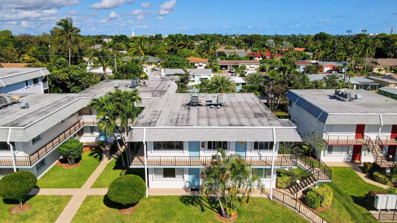 MURRY HILLS APT BLDG CONDO - Residential