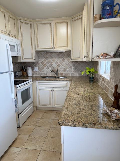 MURRY HILLS APT BLDG CONDO - Residential