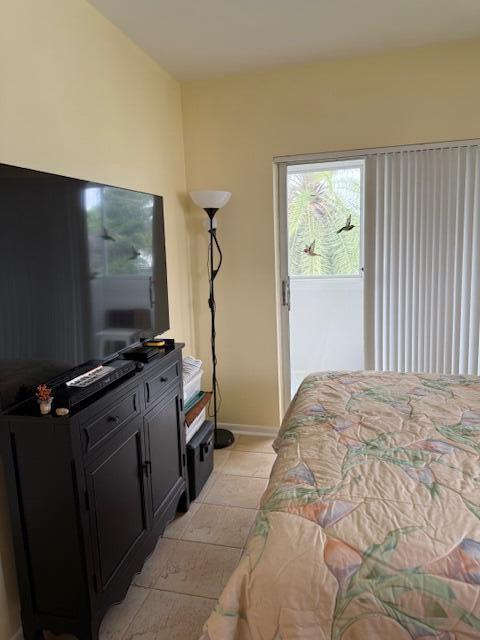 MURRY HILLS APT BLDG COND - Residential
