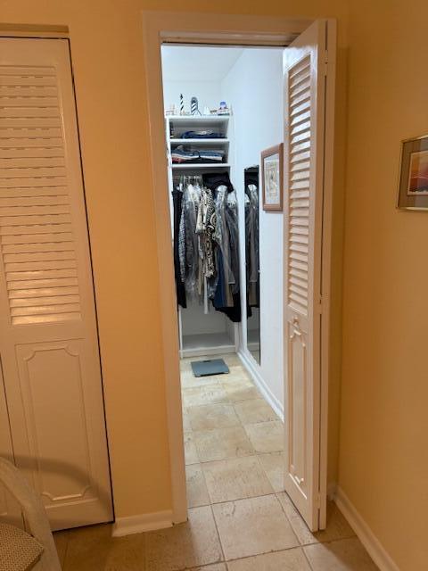 MURRY HILLS APT BLDG CONDO - Residential