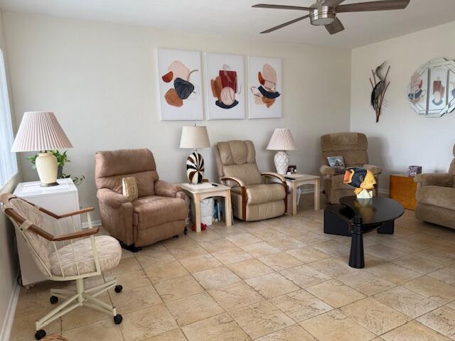 MURRY HILLS APT BLDG COND - Residential