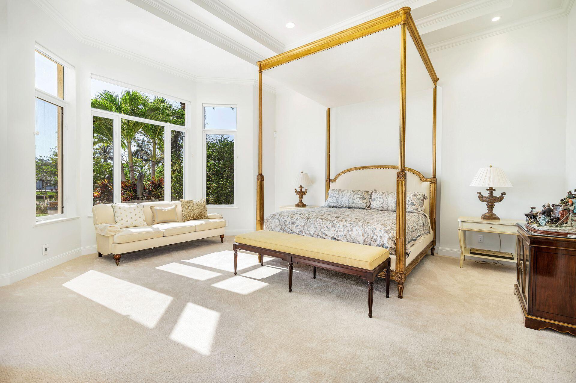 HARBOUR ISLES - Residential