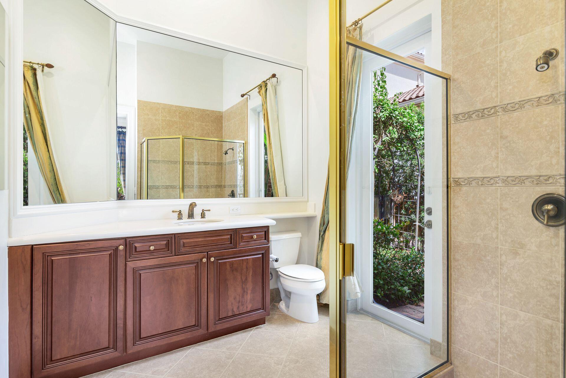 HARBOUR ISLES - Residential