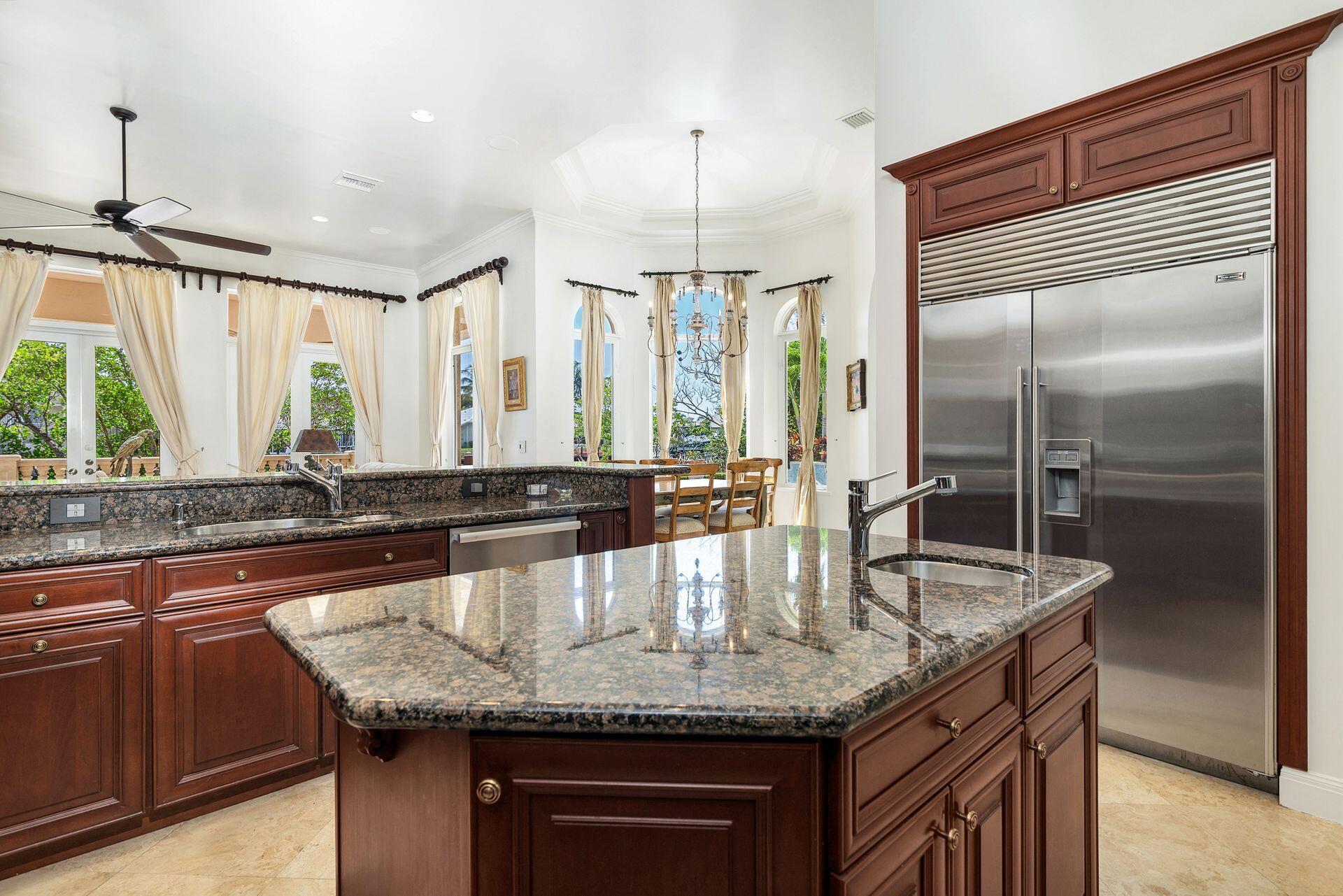 HARBOUR ISLES - Residential