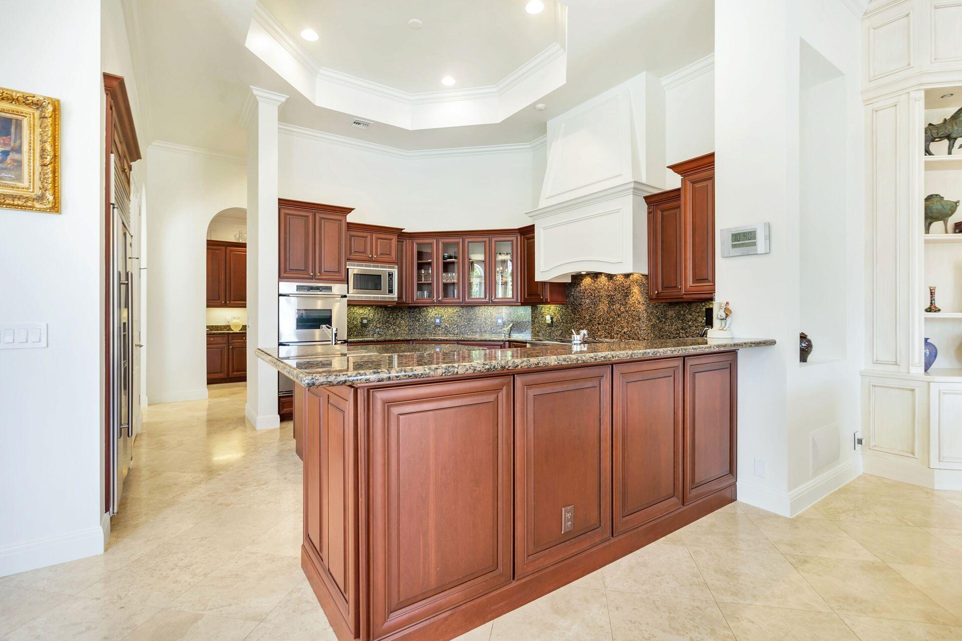 HARBOUR ISLES - Residential