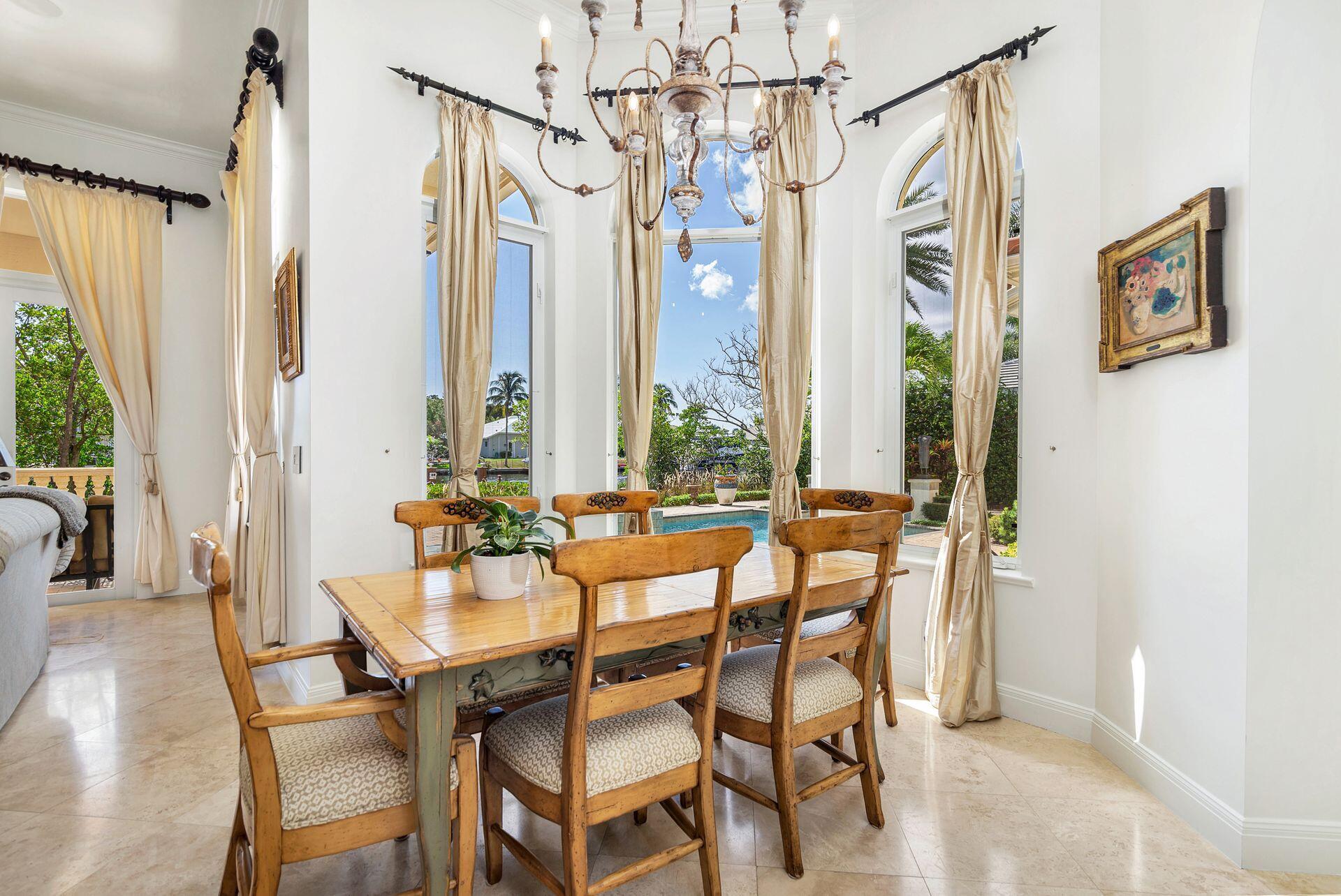 HARBOUR ISLES - Residential