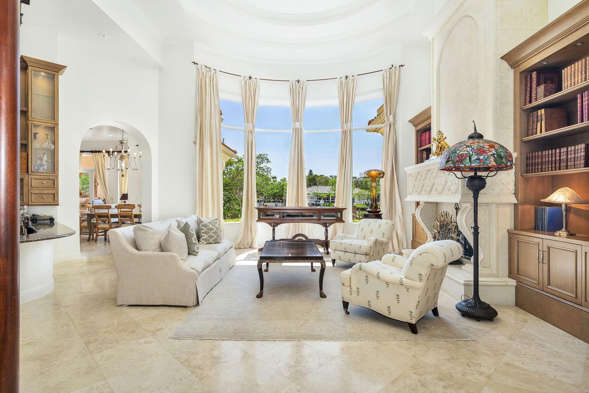 HARBOUR ISLES - Residential