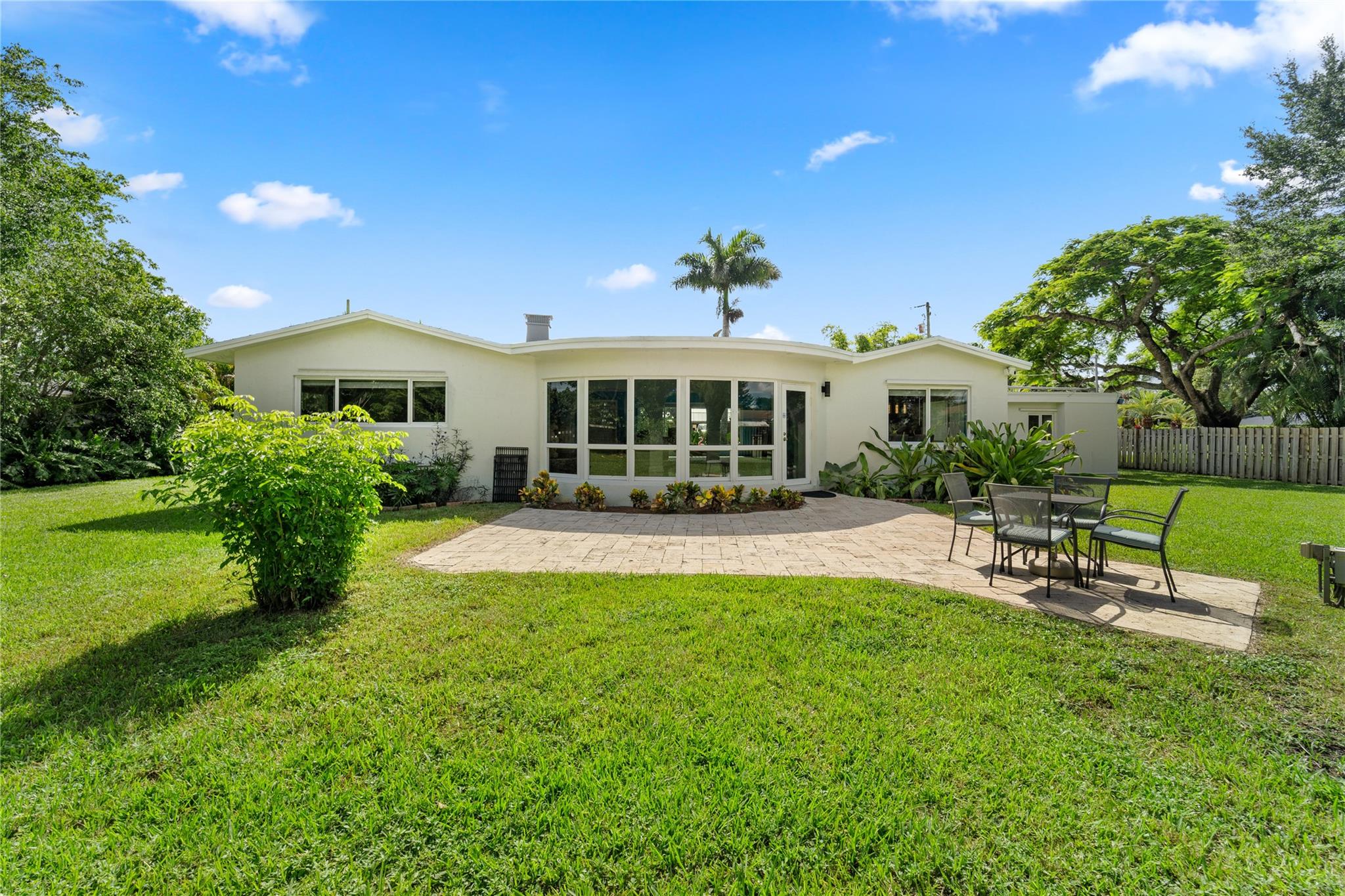 Country Club Estates - Residential