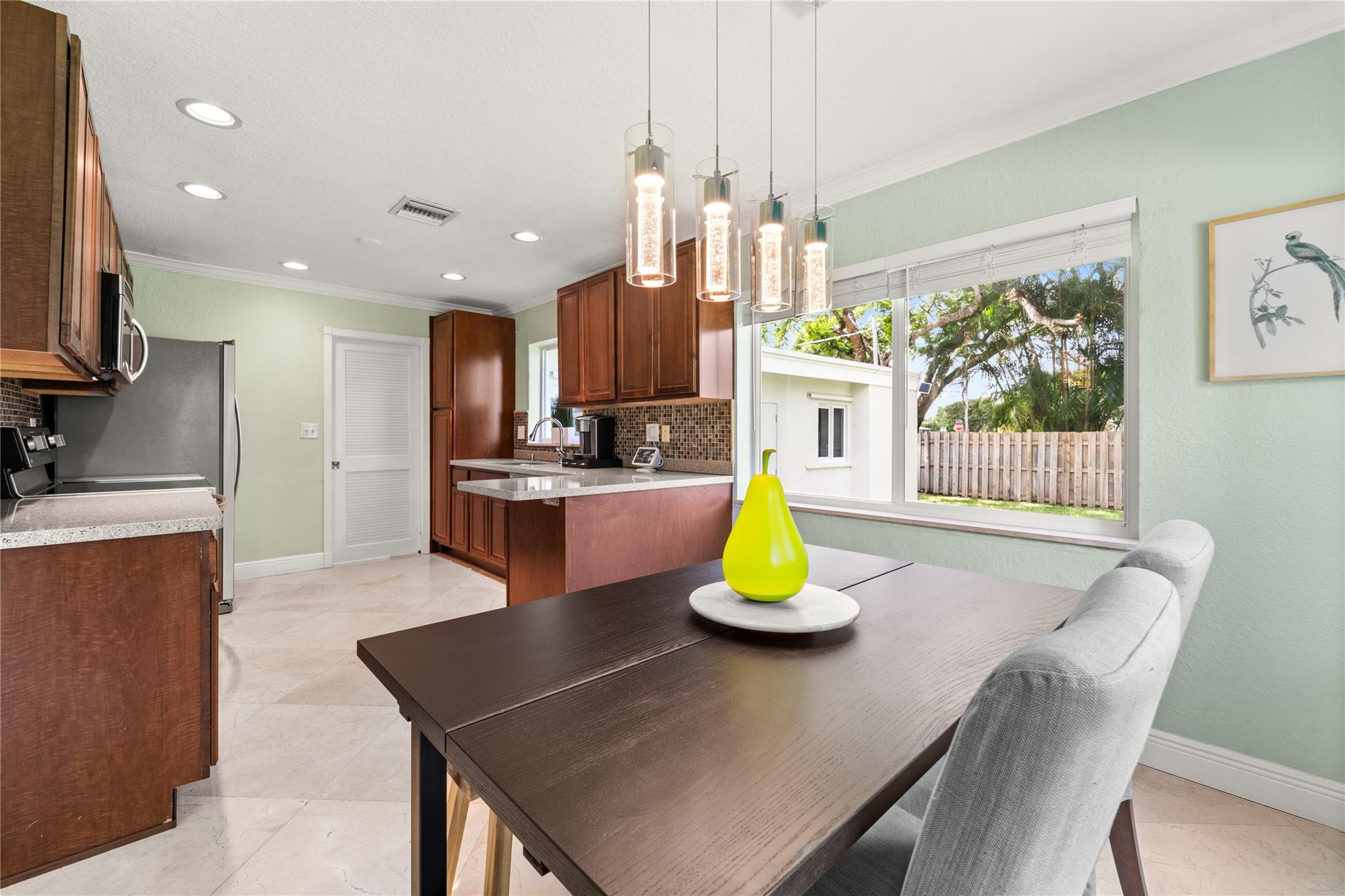 Country Club Estates - Residential