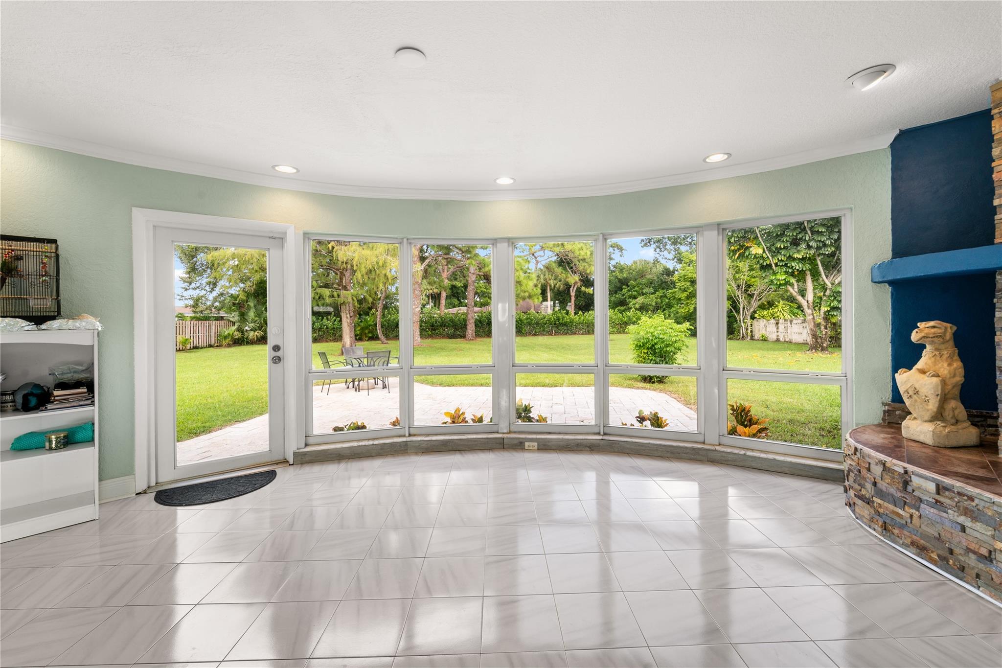 Country Club Estates - Residential