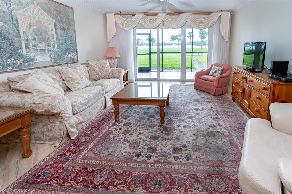 BROADVIEW CONDO - Residential