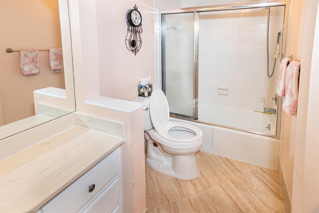 BROADVIEW CONDO - Residential