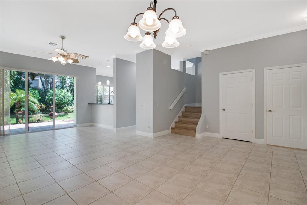 BAREFOOT COVE TOWNHOMES - Residential Lease