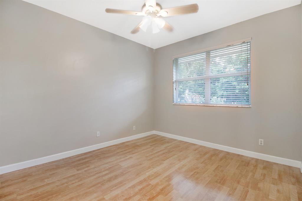 BAREFOOT COVE TOWNHOMES - Residential Lease