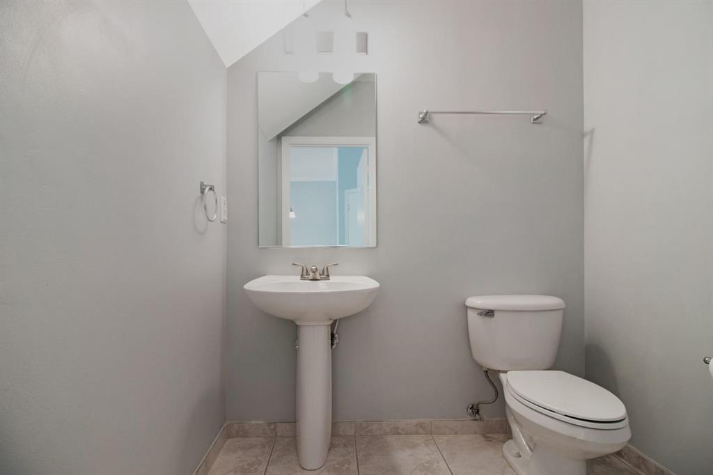 BAREFOOT COVE TOWNHOMES - Residential Lease