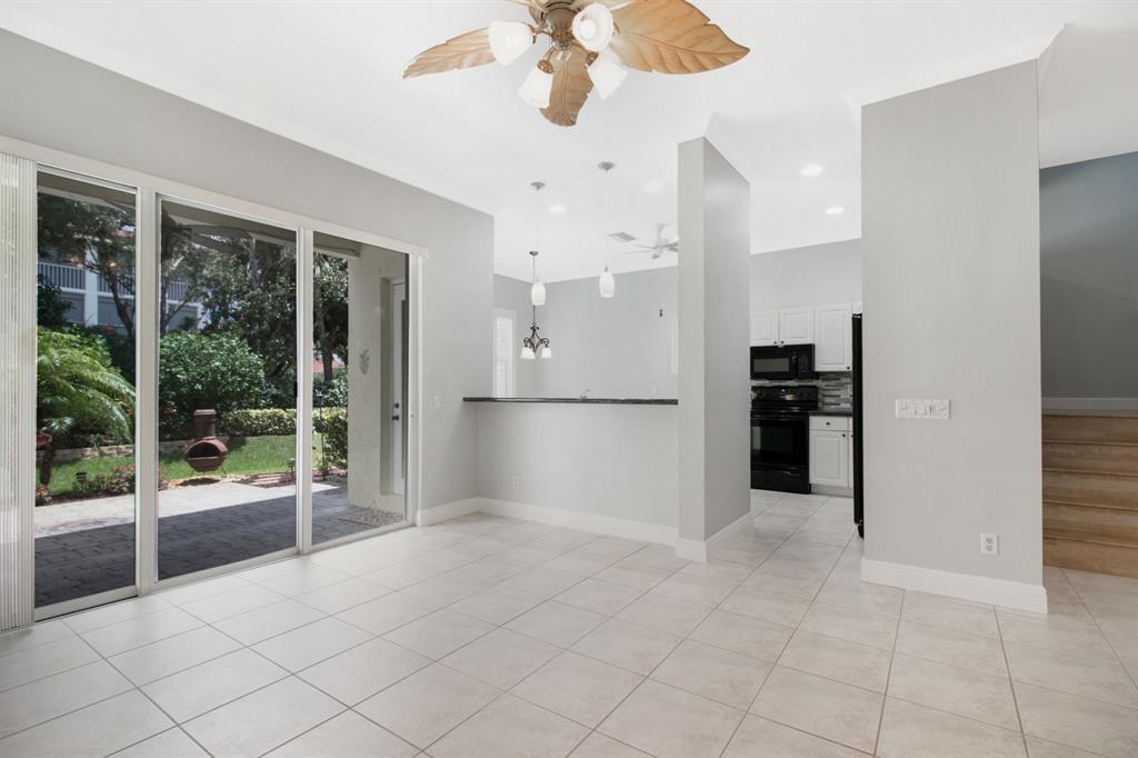 BAREFOOT COVE TOWNHOMES - Residential Lease