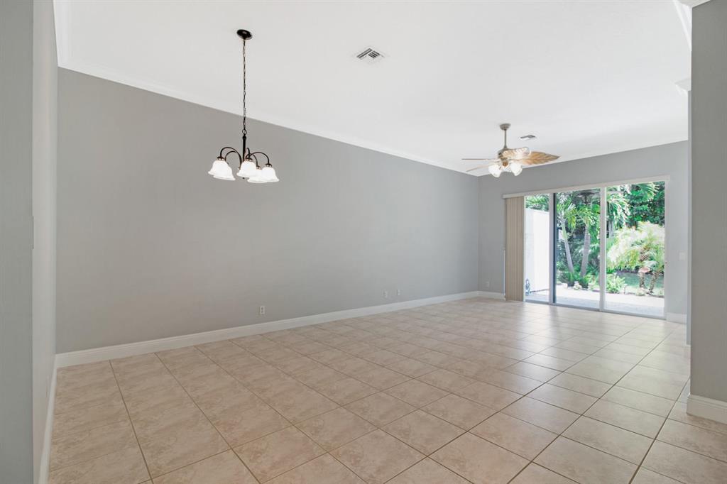 BAREFOOT COVE TOWNHOMES - Residential Lease