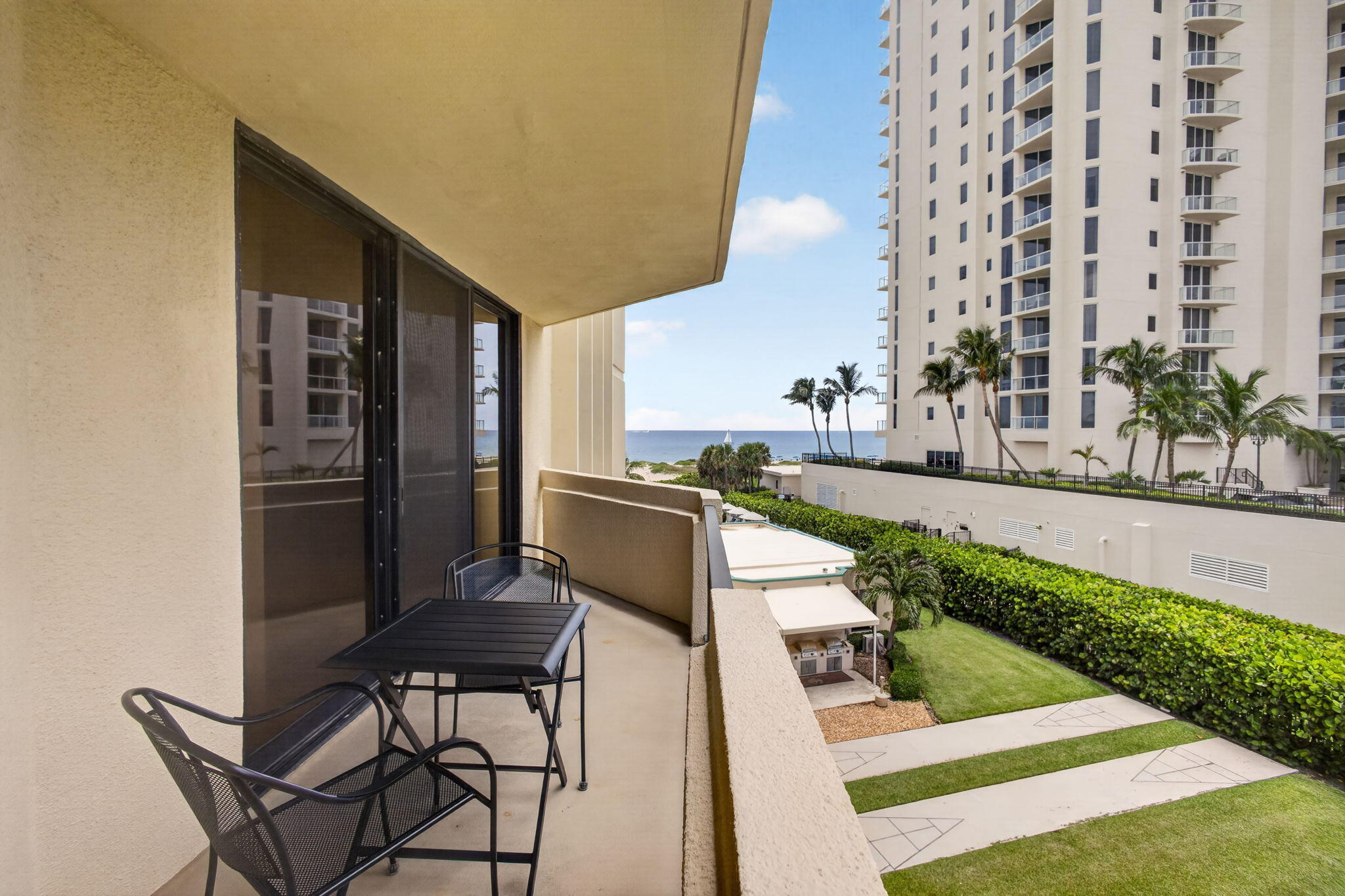 2800 N OCEAN Drive B-4A
