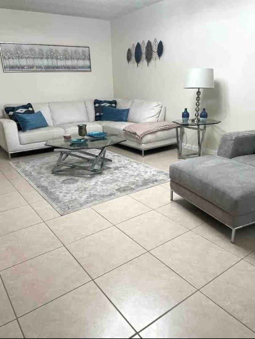 Coral Ridge Isles 45-47 B - Residential Income