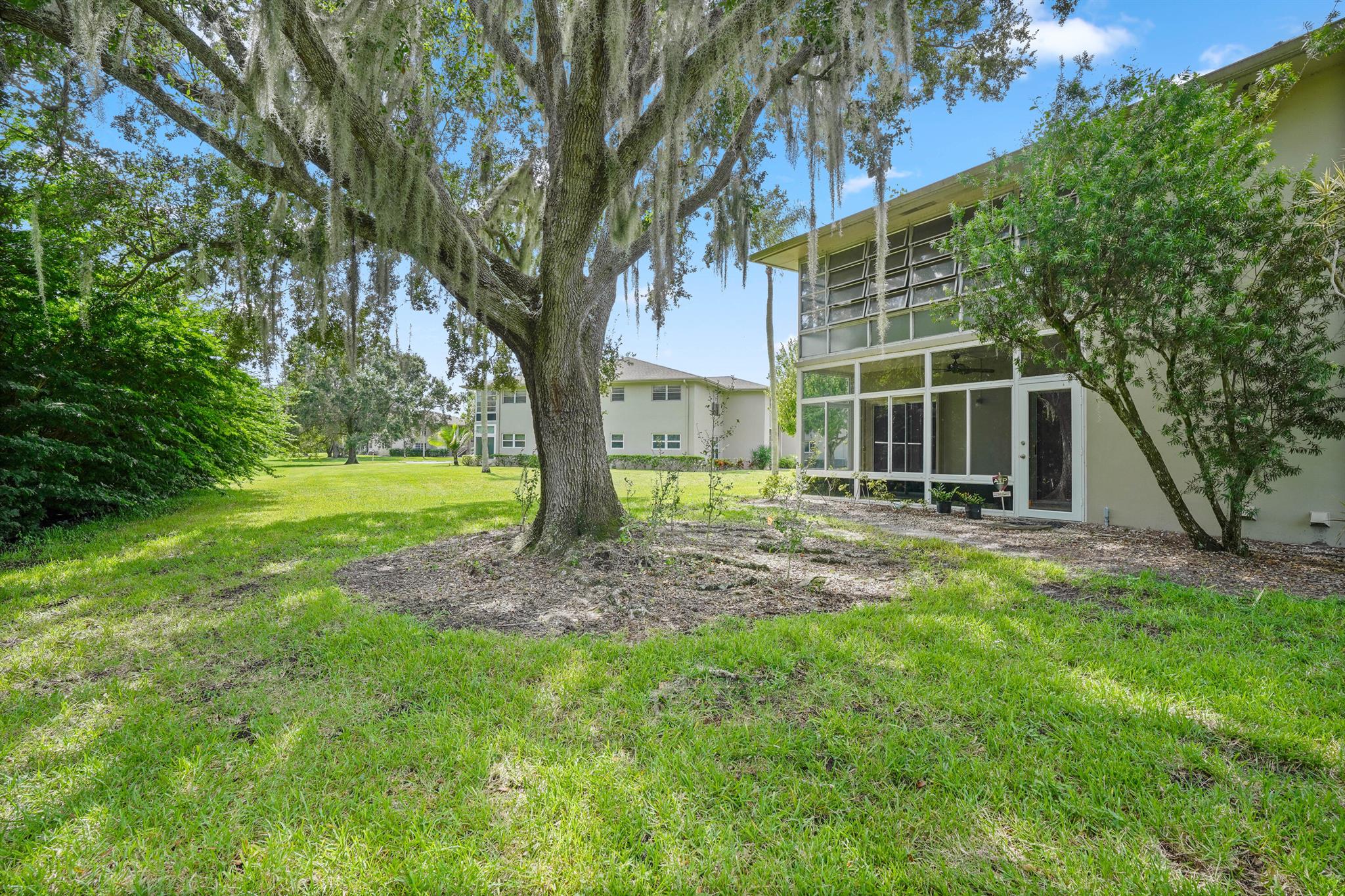 VISTA ST LUCIE BUILDINGS - Residential