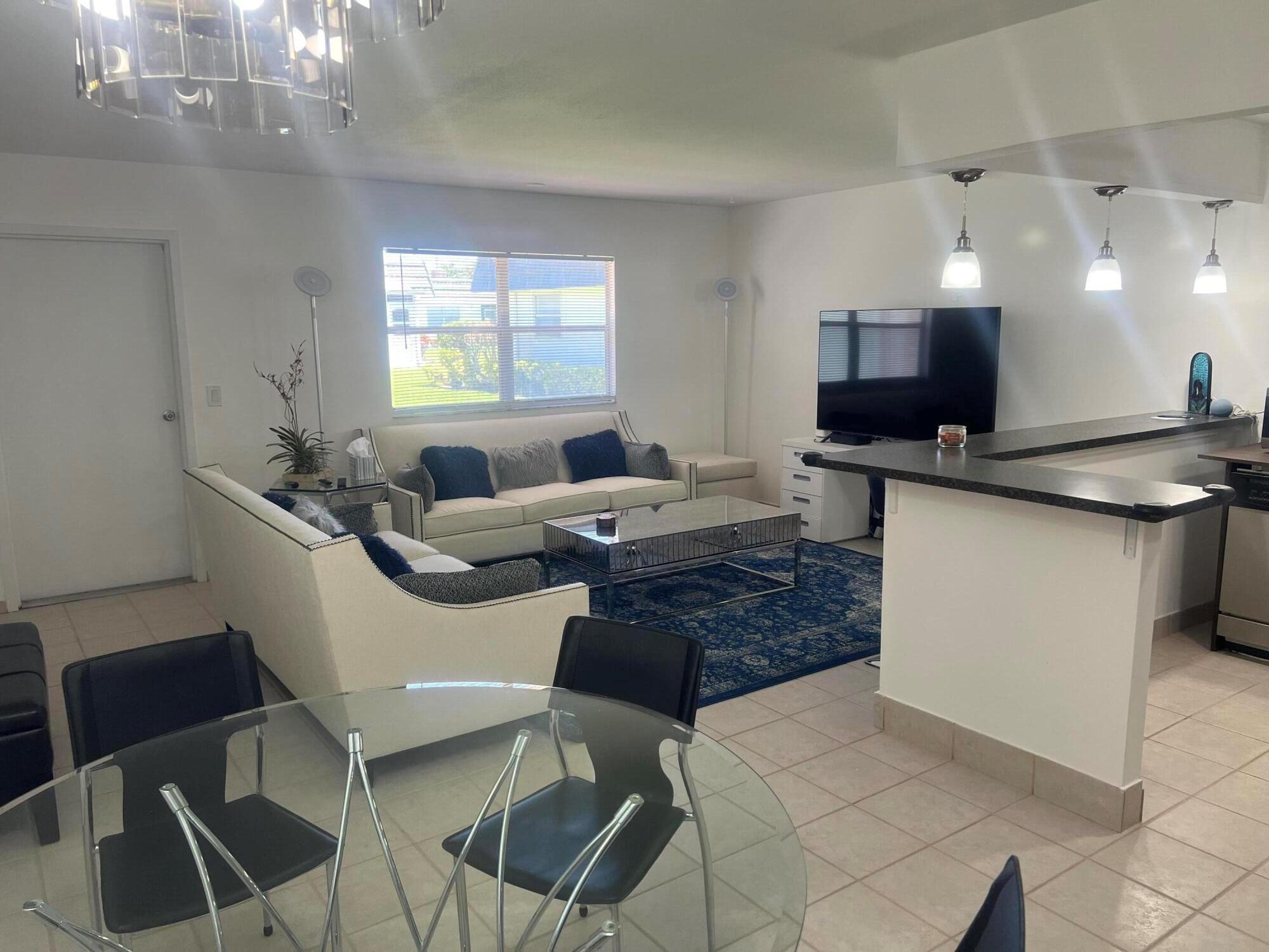 KINGS POINT - Residential Lease