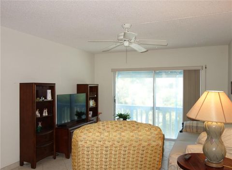 Condominium in Pompano Beach FL 424 Riverside Dr Dr.jpg