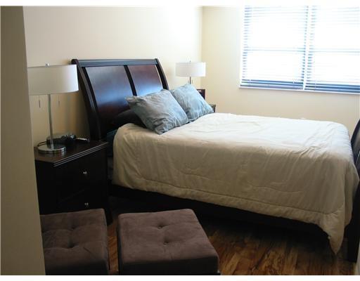 Las Olas Place - Residential