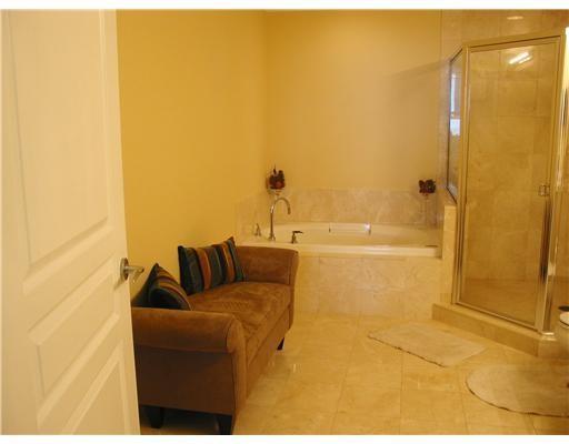 Las Olas Place - Residential