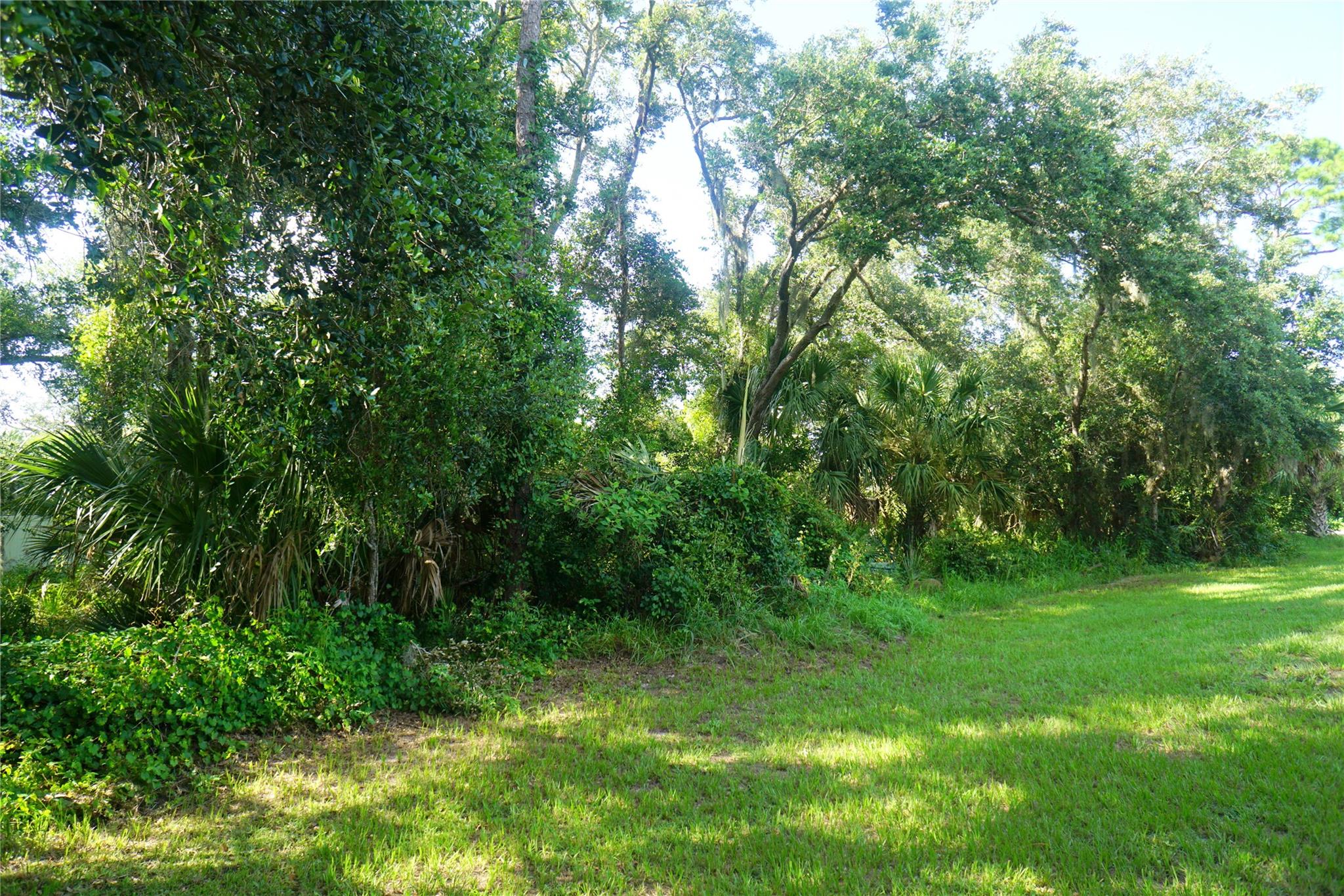 Port Charlotte - Land